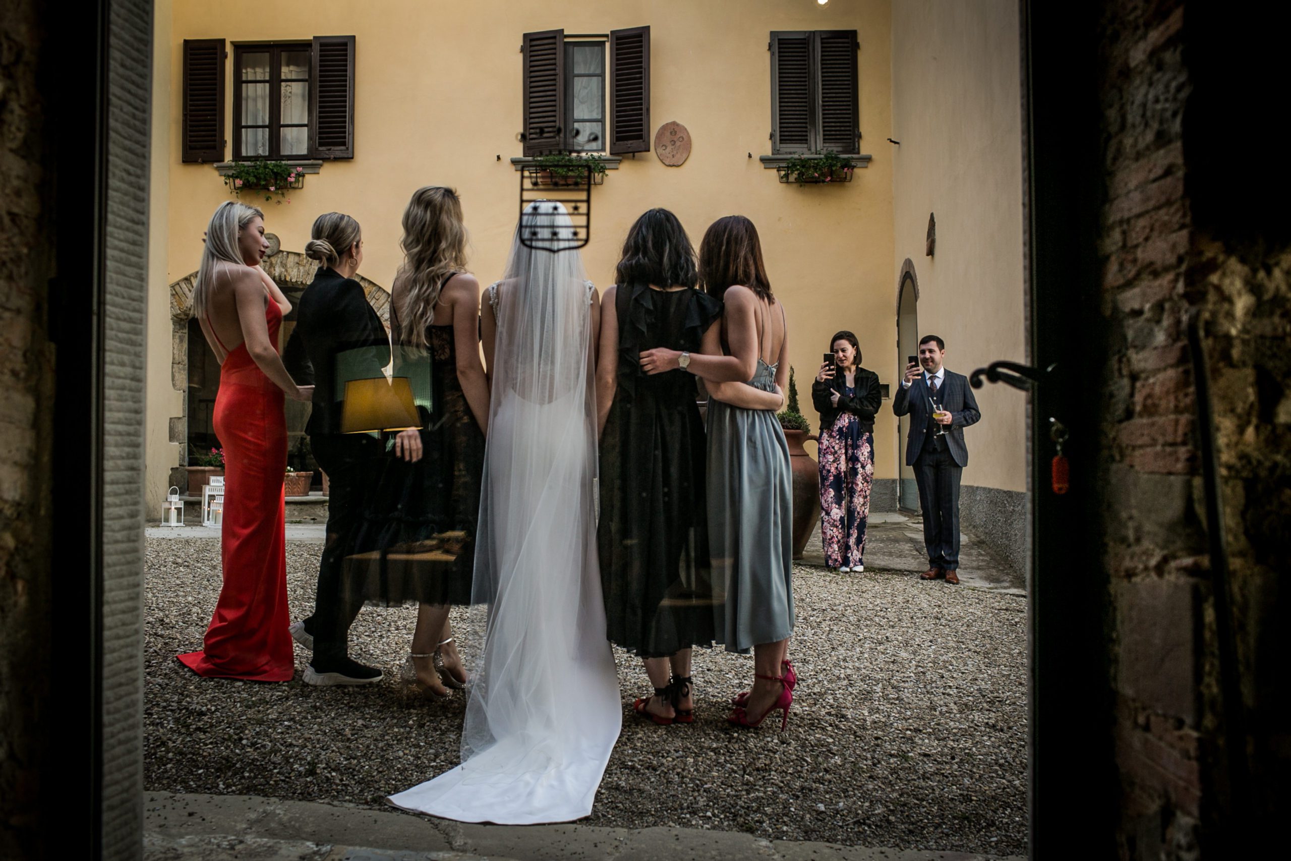 bride and bridemaids