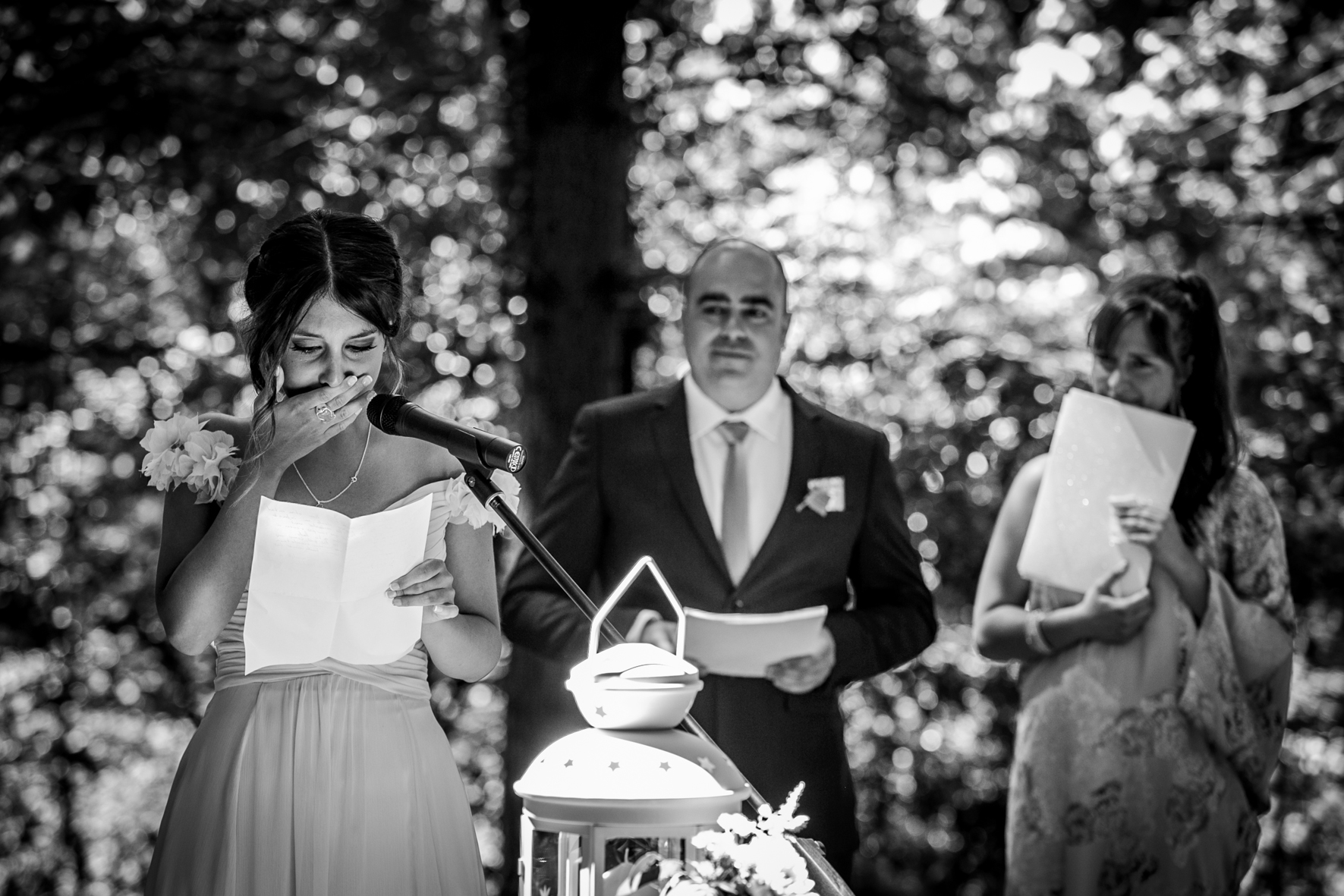 emotion during the outdoor ceremony in mas del silenci