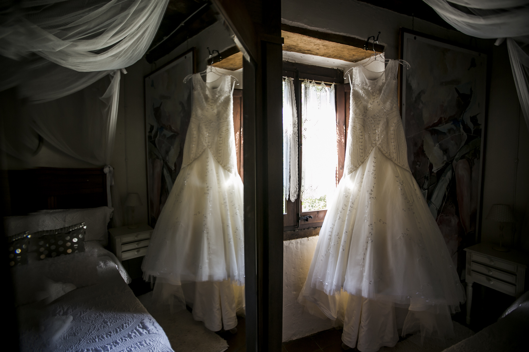 Mas del Silenci wedding . wedding dress