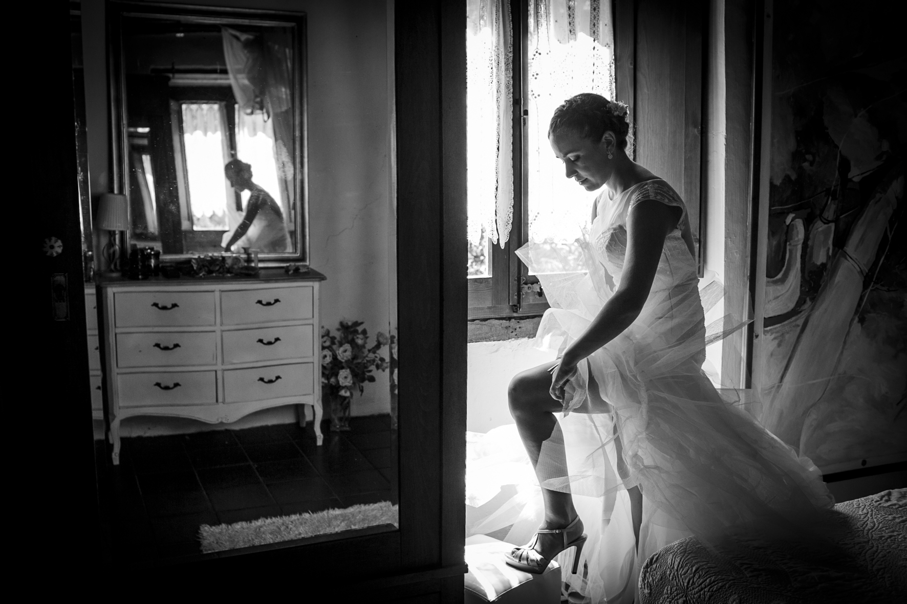 Mas del Silenci wedding  bride getting dress